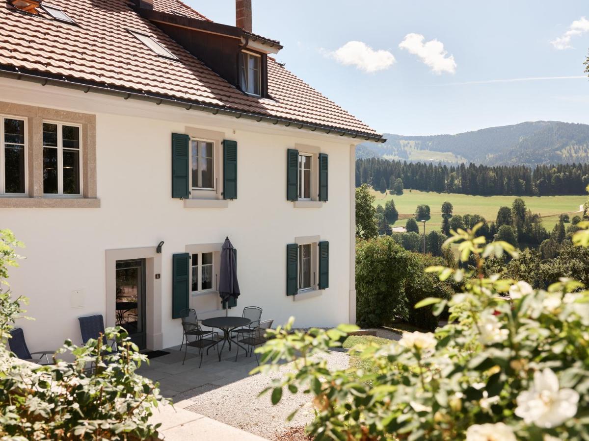 Jurabelle Bed & Breakfast La Cote-aux-Fees Exterior photo
