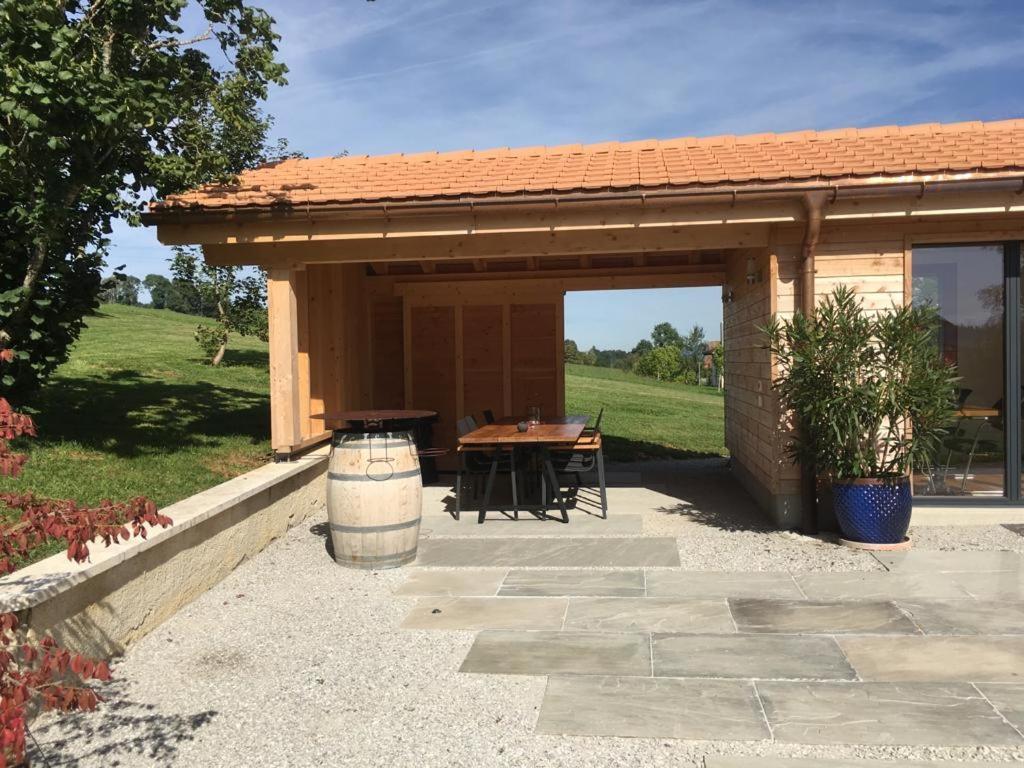 Jurabelle Bed & Breakfast La Cote-aux-Fees Exterior photo