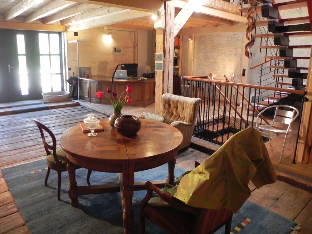 Jurabelle Bed & Breakfast La Cote-aux-Fees Exterior photo